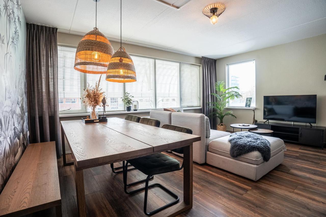 The Lion King - 6 Person Linked Apartment With Roof Terrace Гронінген Екстер'єр фото