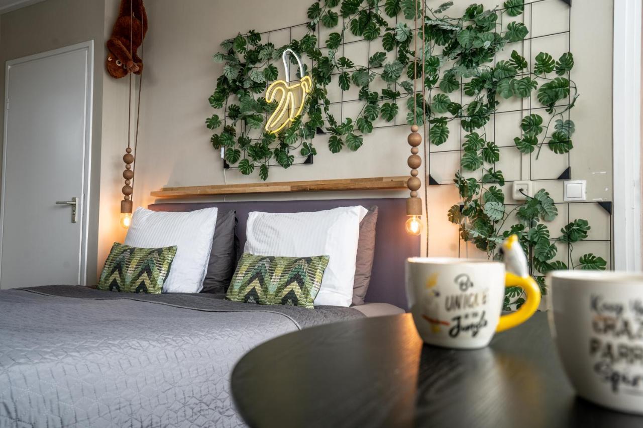 The Lion King - 6 Person Linked Apartment With Roof Terrace Гронінген Екстер'єр фото